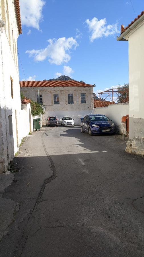 Small House For Holidays Leonidio Exterior photo